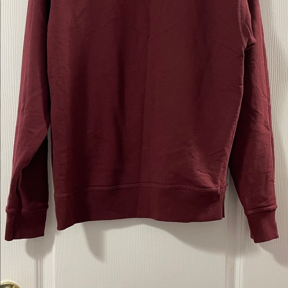 Champion Sweatshirt - Picture 3 of 9